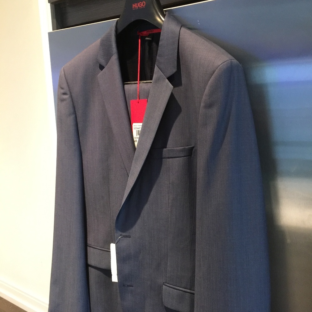 Hugo Boss Suit (Navy)